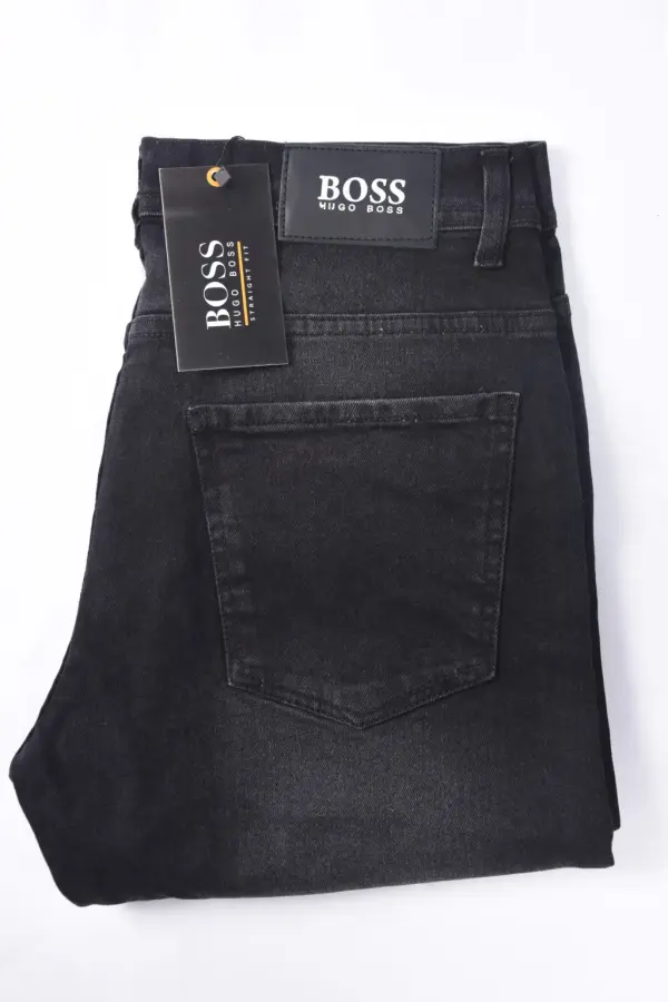 Jeans Boss Noir Charbon- Coupe Droite Ref-37